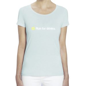 t-shirt running femme drinks